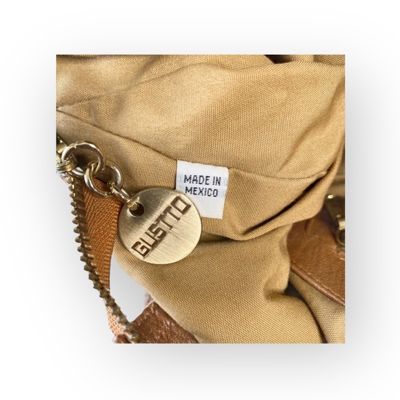 Gustto ❤︎ Oreillo Cokera Leather Bag Handbag ❤︎ Caramel + Gold Chain ❤︎ Blogger - Picture 12 of 16